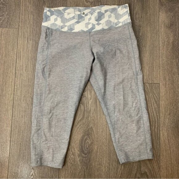 Tuff Athletics Training Women's Capri Pants Leggings Sportswear Size Small Grey - Picture 2 of 7